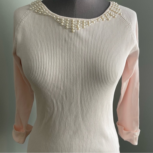 LOULOU light pink quarter sleeved ribbed top with beading - Picture 2 of 8
